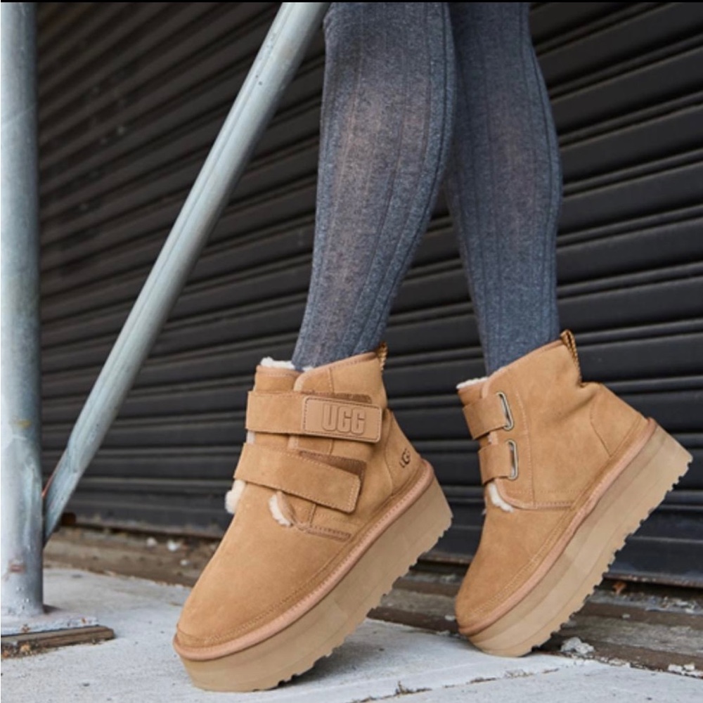 Ugg Neumel women sz 8 excellent